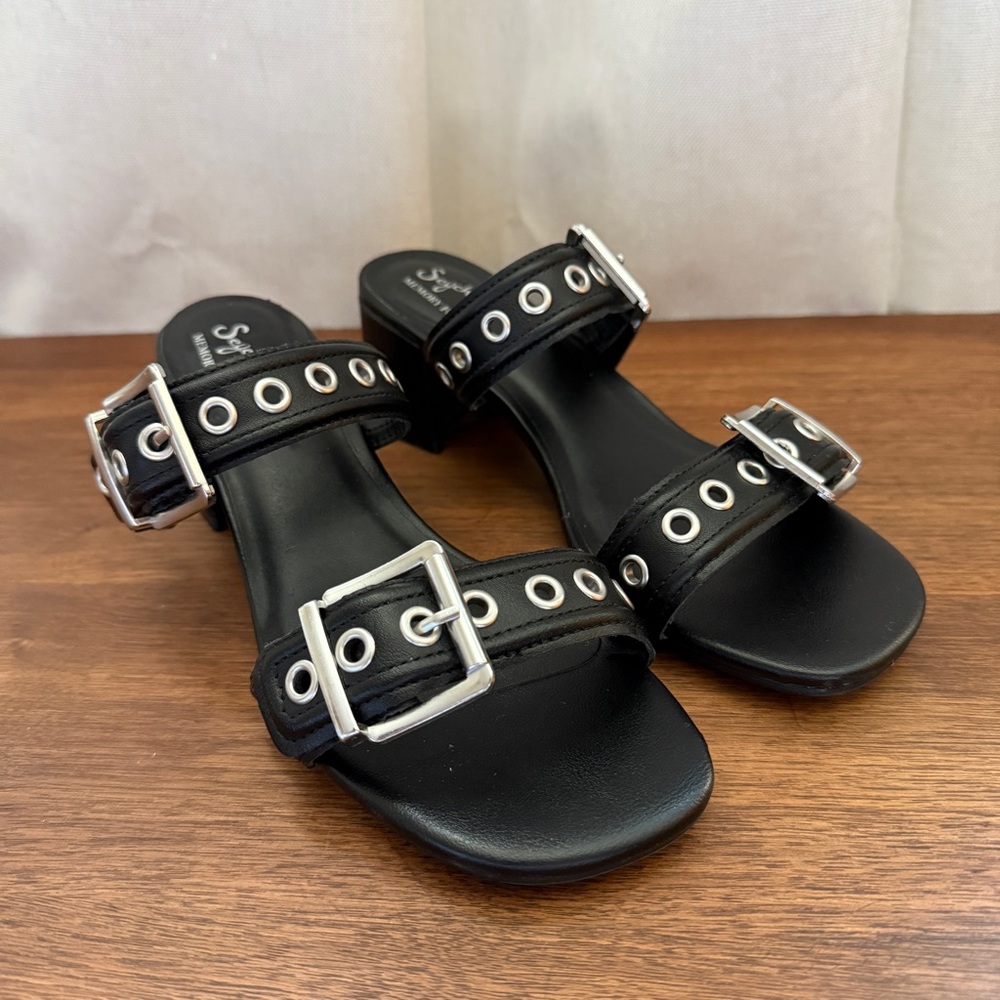 Seychelles Black Sandals with Adjustable Buckles